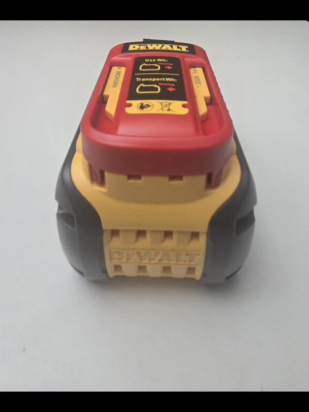 DEWALT FlexVolt 6Ah Battery - Yellow/Black/Red